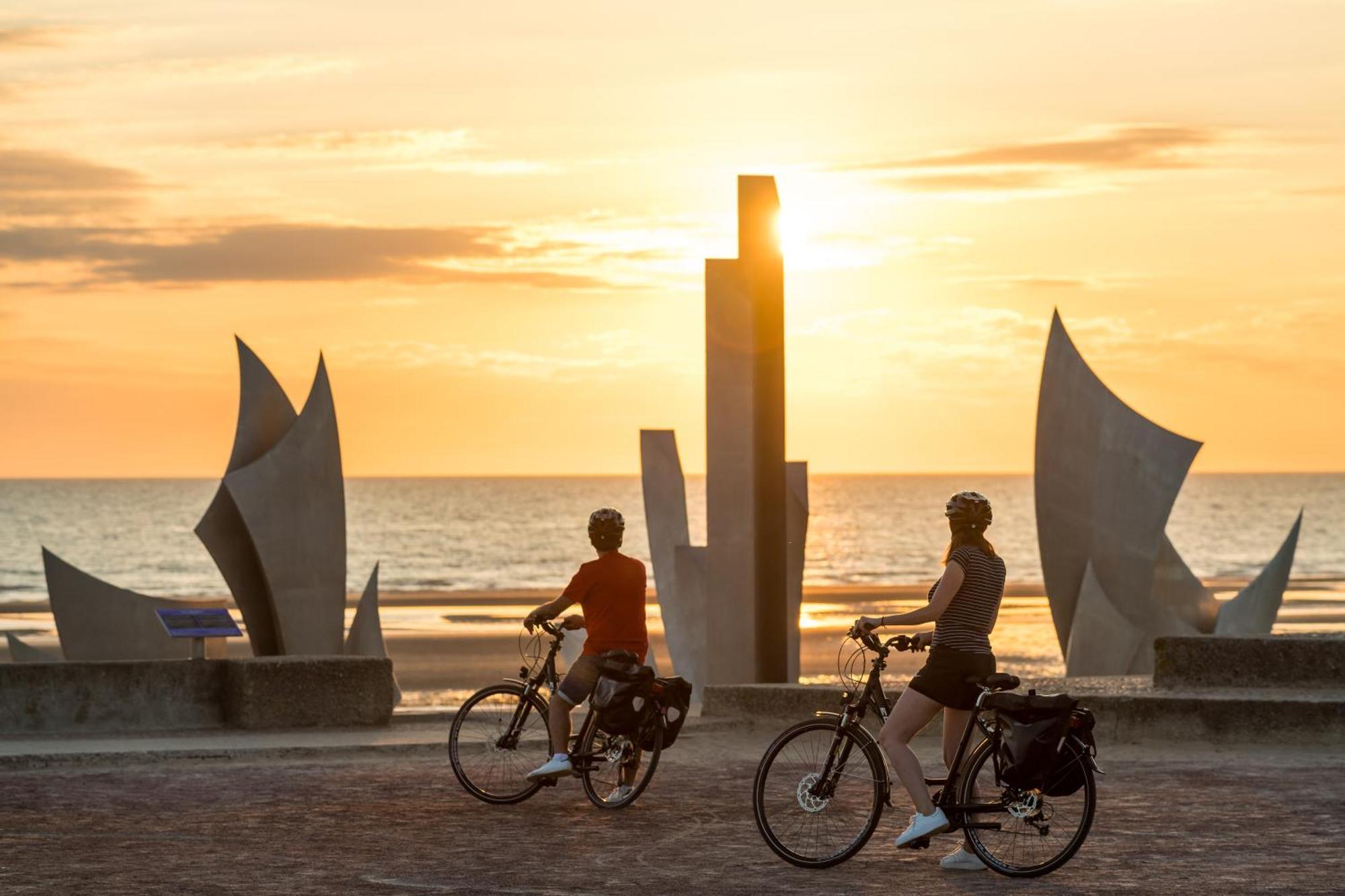 Maison Renovee En Pierres Sejour Spacieux Avec Jardin Et Terrasse Amenagee Pres Omaha Beach & Bayeux A 5Mn De La Mer Tous Commerces Commes Ngoại thất bức ảnh